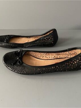 Unionbay Black Slip On Perforated Ballet Flats 7M Boho Festival Witchy Gypsy